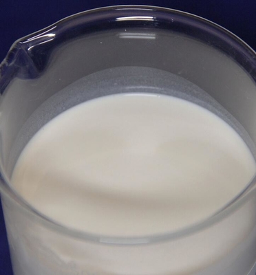 Papierherstellung chemische Zurückhalten-Filterhilfsmittel-Polyacrylamid-Emulsion gutes kationisches Flockenbildungsmittel